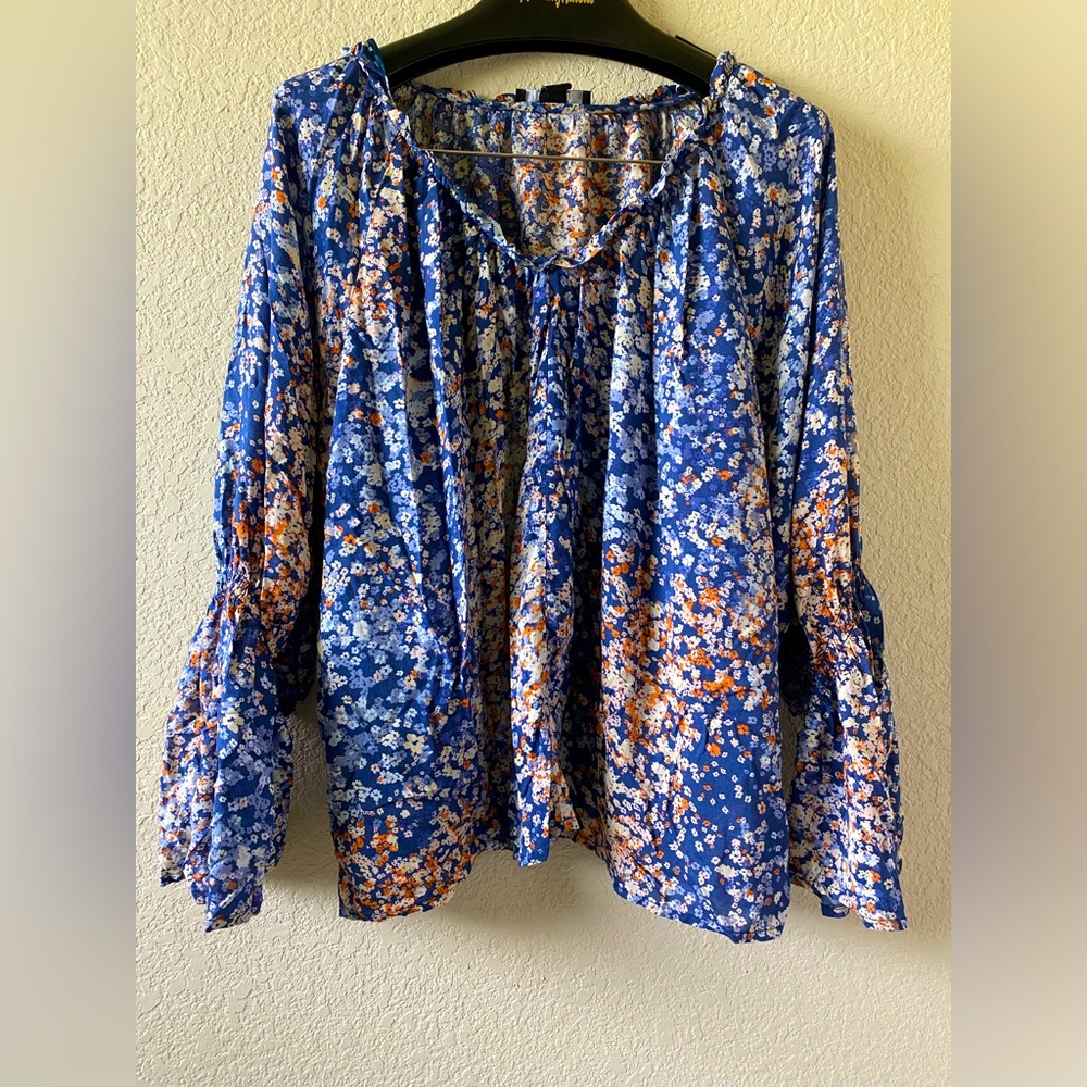 Nine West Blouse Size Large Blue Floral Print Ballooned Long Sleeve 100% Modal